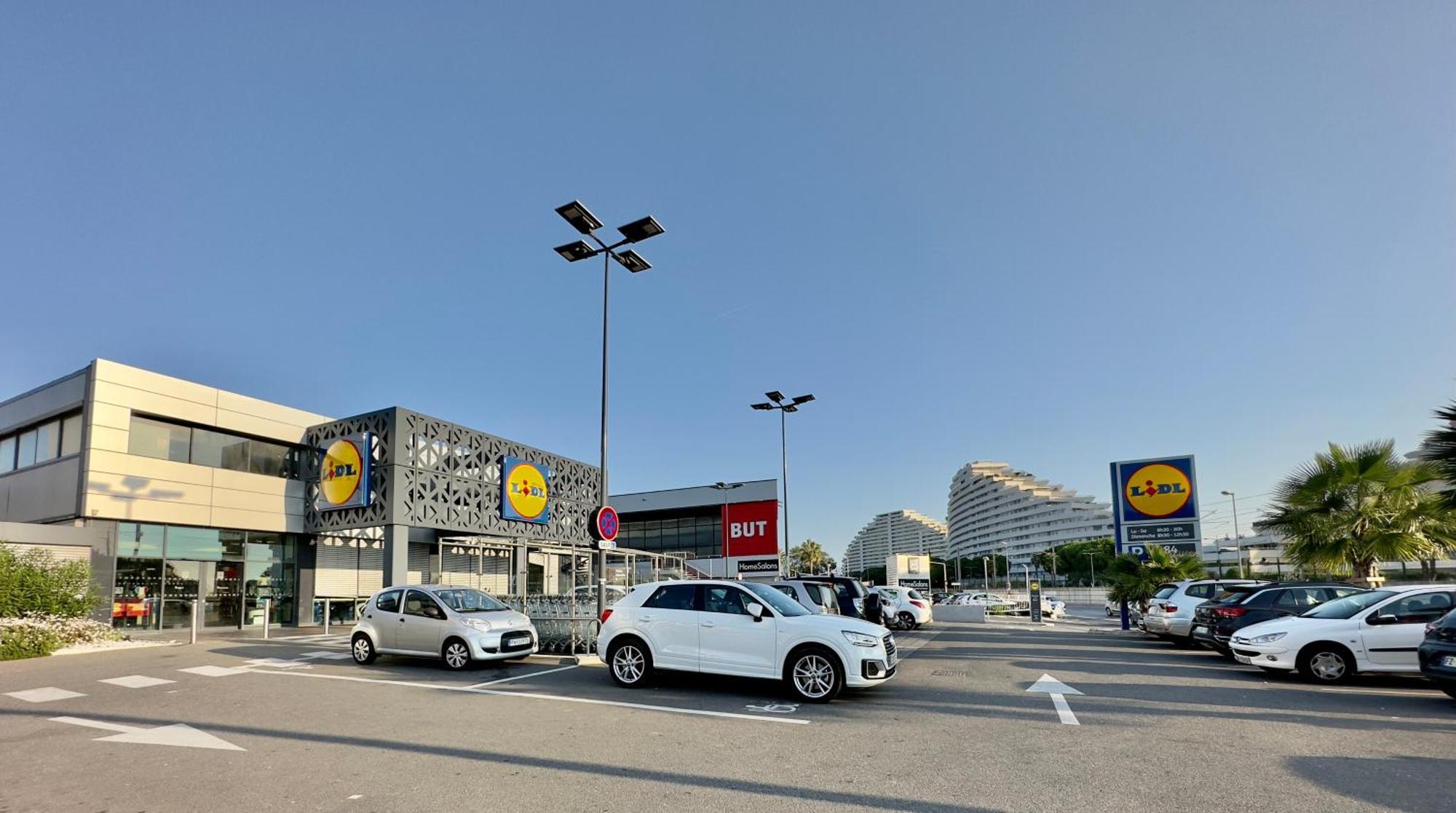 Regent Cote D'Azur Air-Conditioned, Pool, Garden & Parking วิลล์เนิฟ-ลูเบ ภายนอก รูปภาพ
